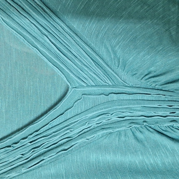 a.n.a BLUE ROUCHED V-NECK TOP SIZE SMALL - Picture 3 of 4